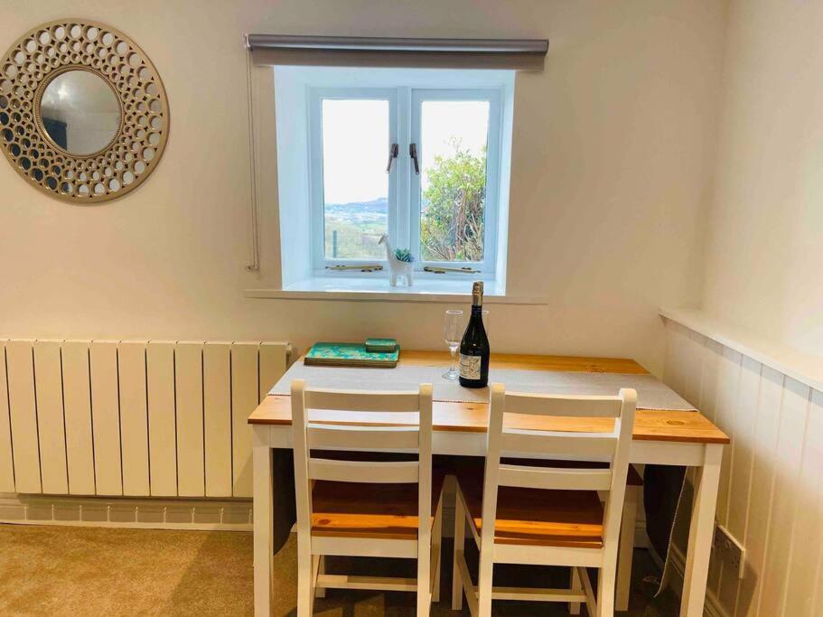 The Mill Stylish Rural Apartment With Beautiful Views Welsh Newton Common Exteriér fotografie